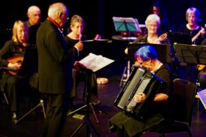 Basil conducting Juliette